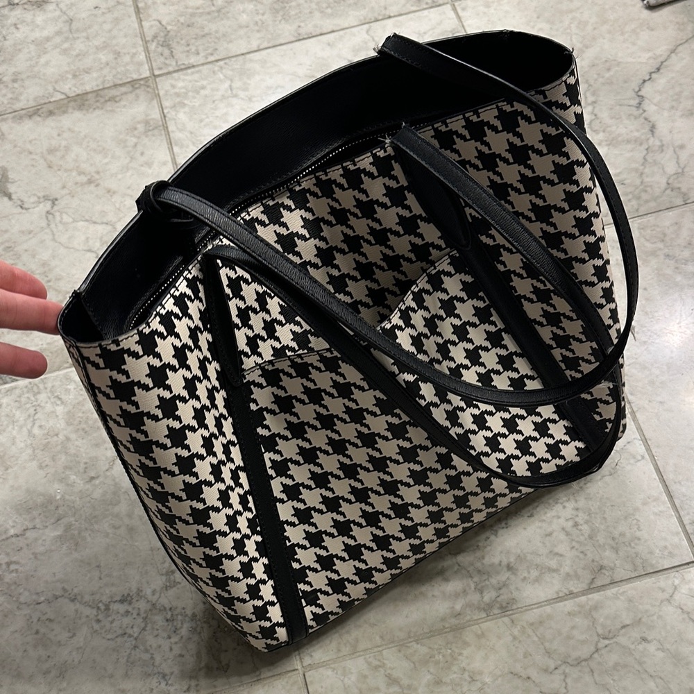 Kate Spade Black and White Houndstooth Tote Bag